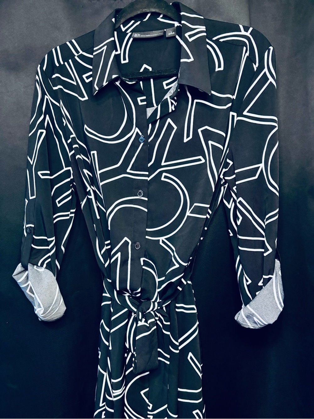 New York & Company Black & White Abstract Geometric Shirt Dress